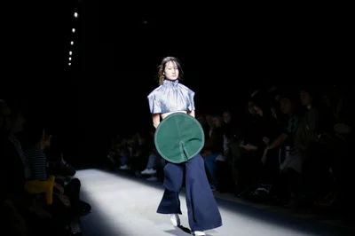 Look 29
